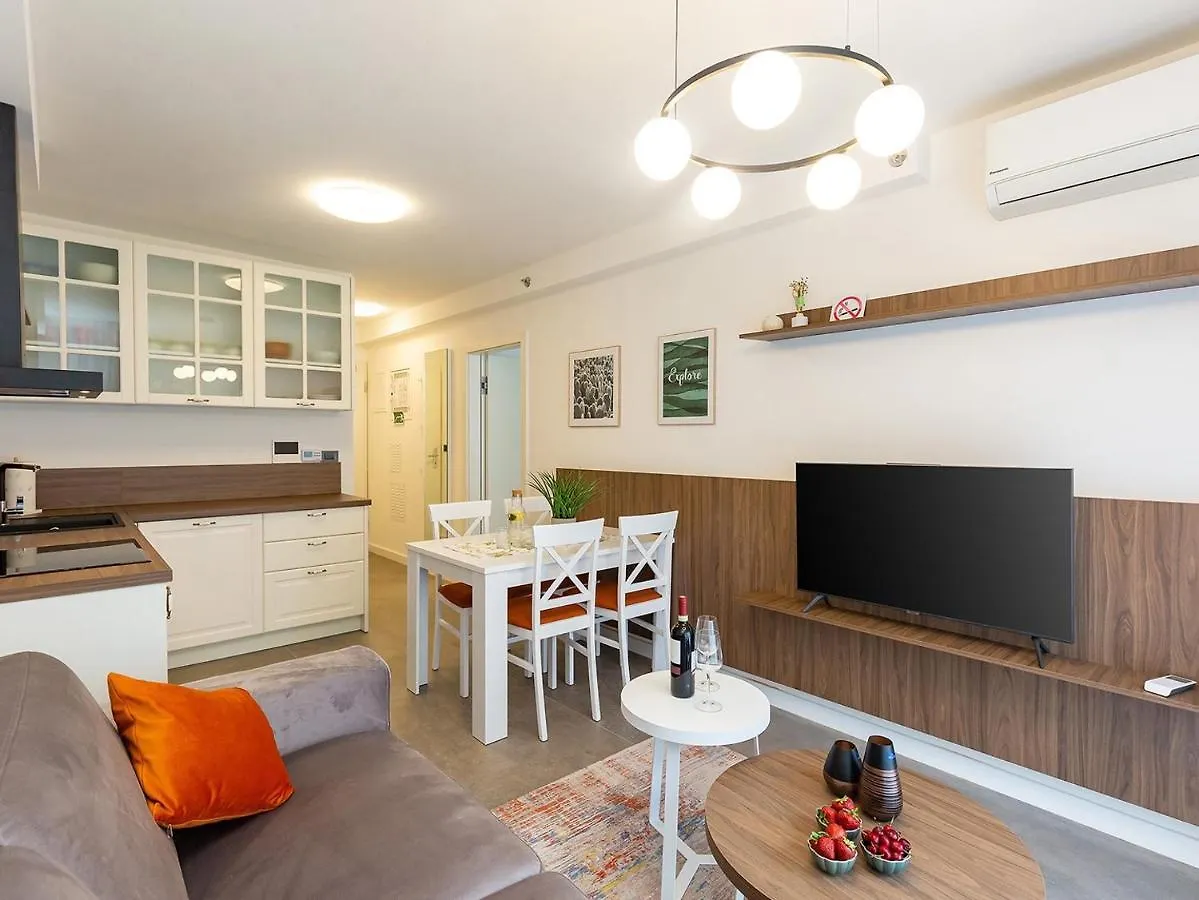 Apartment No 2 Poreč