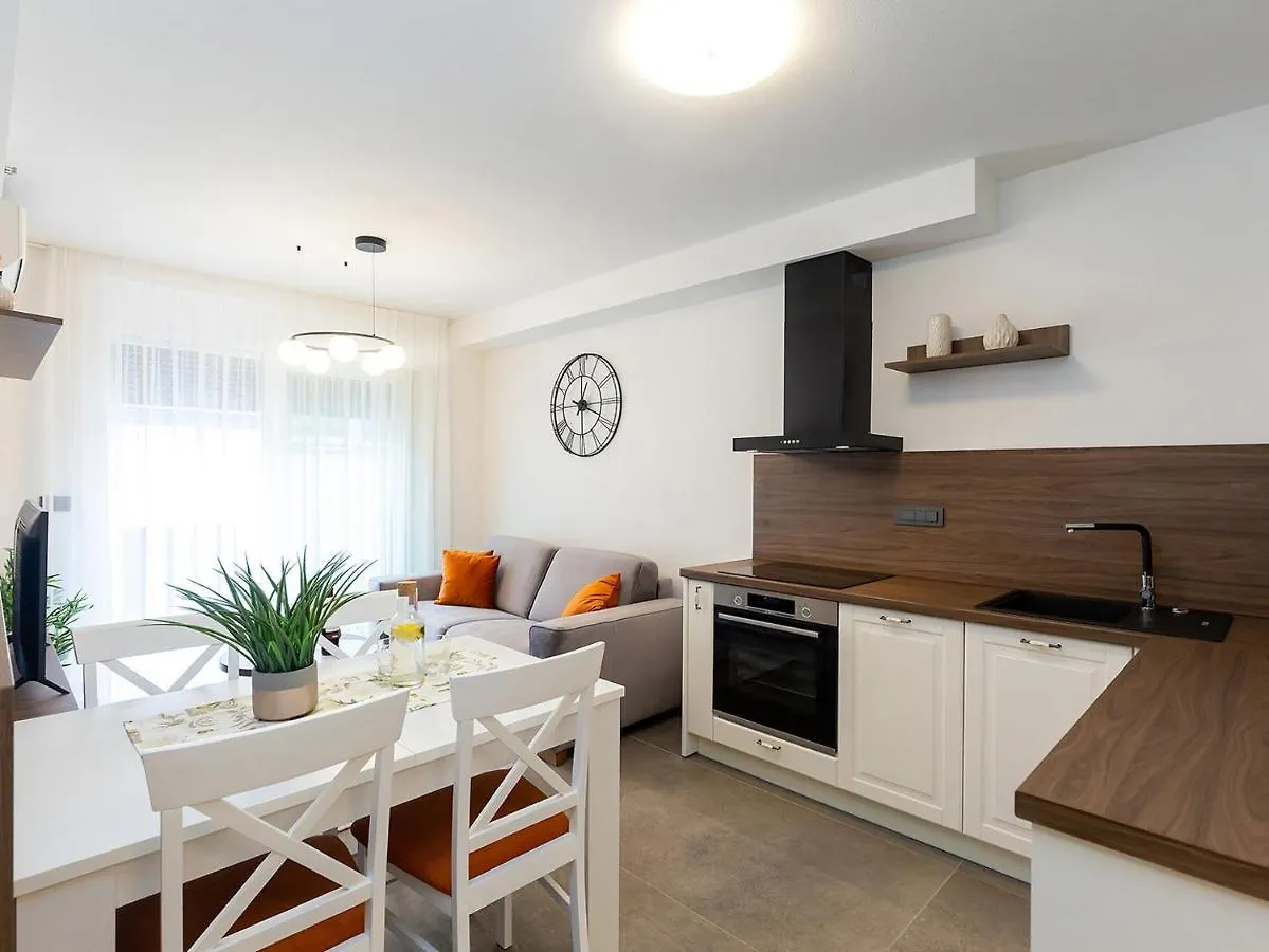 Apartment No 2 Poreč